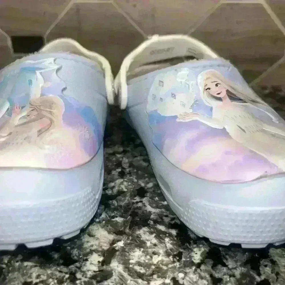Crocs Fun Lab Little Kids Fur-Lined Disney Frozen II Clog - Size C12